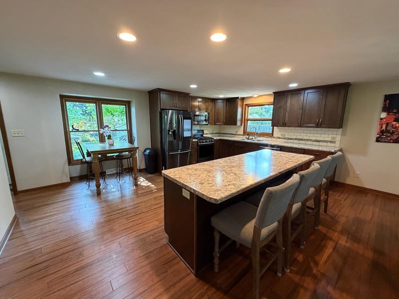 1112 Tullar Rd, Neenah, WI 54956