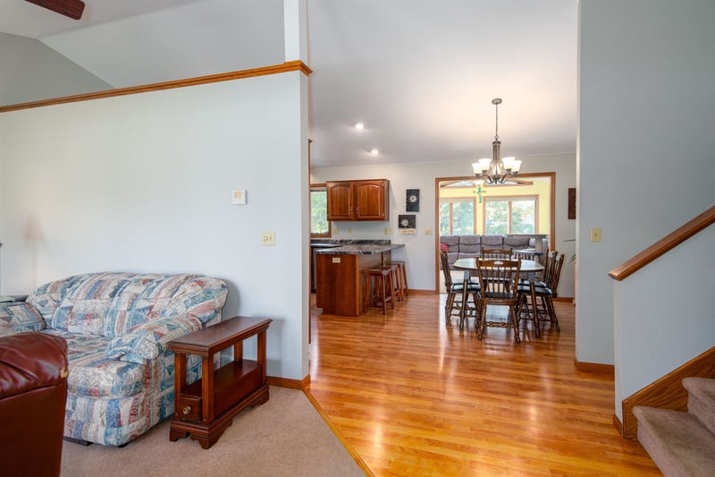 3453 Charlie Anna Dr, Oshkosh, WI 54904