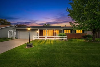 1756 Southland Ave, Oshkosh, WI 54902