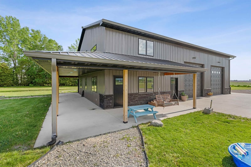 1254 Overland Rd, De Pere, WI 54115-9006