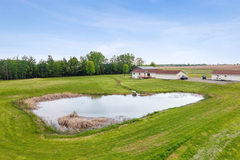 1254 Overland Rd, De Pere, WI 54115-9006