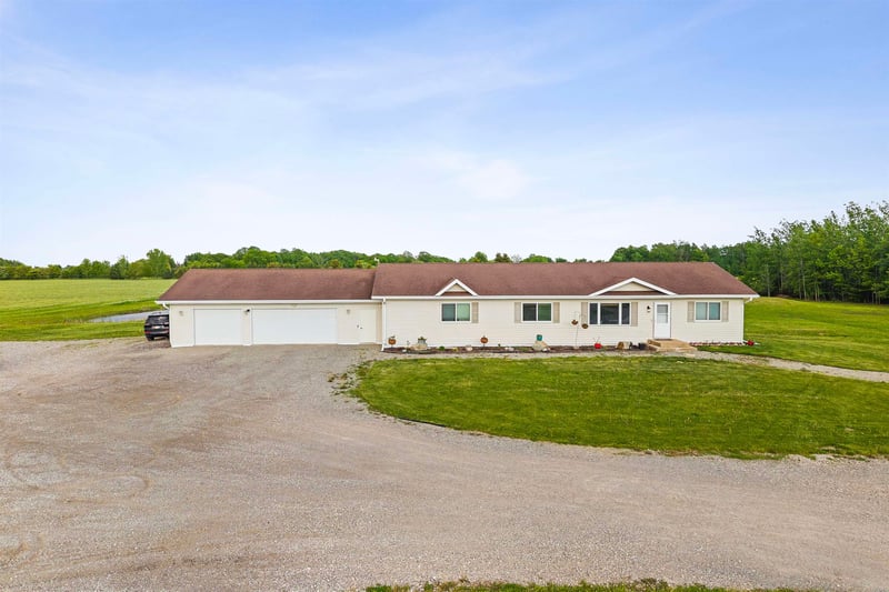 1254 Overland Rd, De Pere, WI 54115-9006
