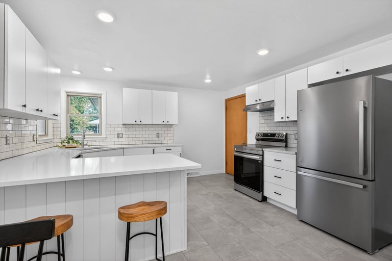 2206 Mcdonald St, Appleton, WI 54911