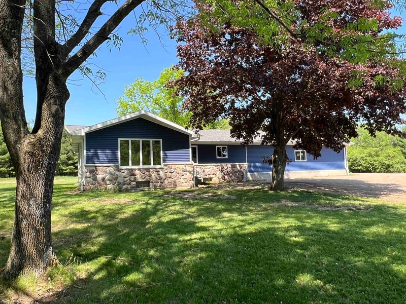 W16408 Fair Morr Rd, Tigerton, WI 54486