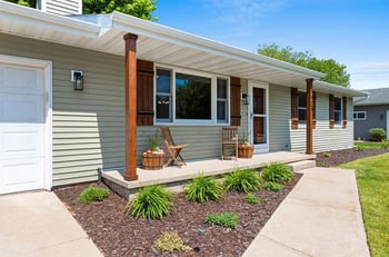 1127 Taylor St, Green Bay, WI 54303-6390