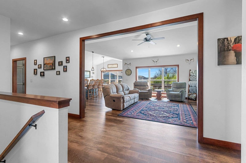 3027 Scarlet Oak Rd, De Pere, WI 54115-9118
