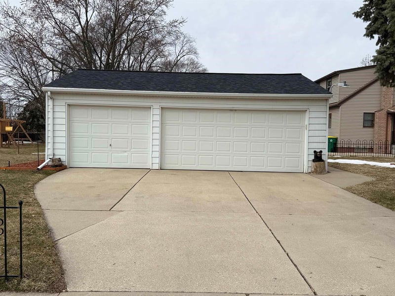 1618 Chicago St, Green Bay, WI 54304