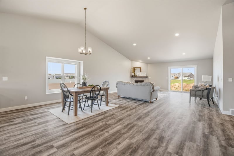 5749 Sequoia Dr, Appleton, WI 54913