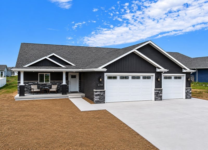 5749 Sequoia Dr, Appleton, WI 54913