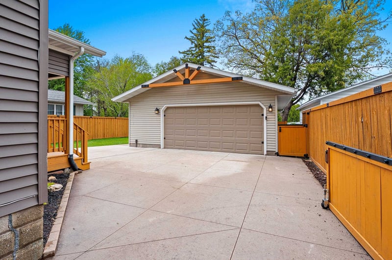 1324 Rogers Ave, Appleton, WI 54914