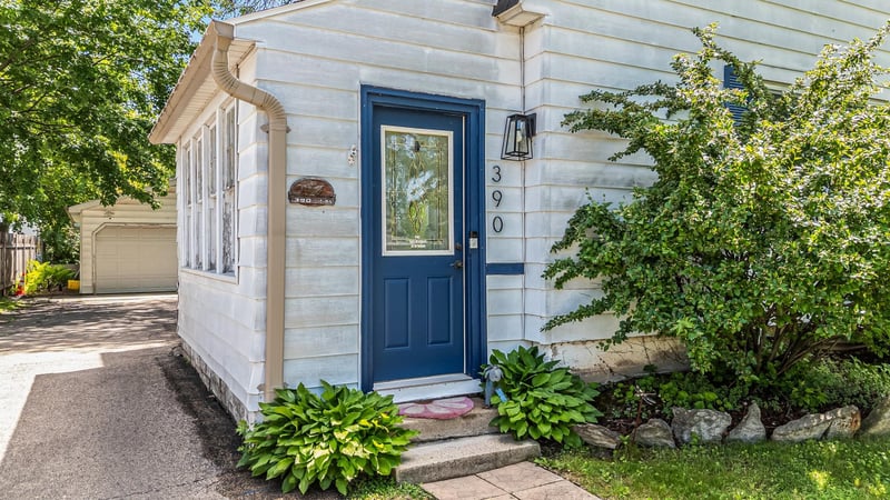390 Elm St, Menasha, WI 54952
