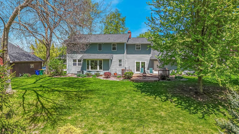 3258 Peterson Rd, Green Bay, WI 54311