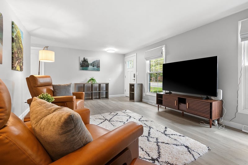 1267 Killdeer Ln, Green Bay, WI 54313-5819