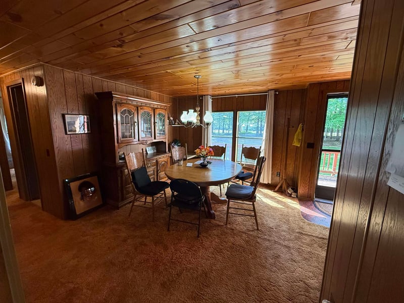 W6590 Homewood Ave, Shawano, WI 54166