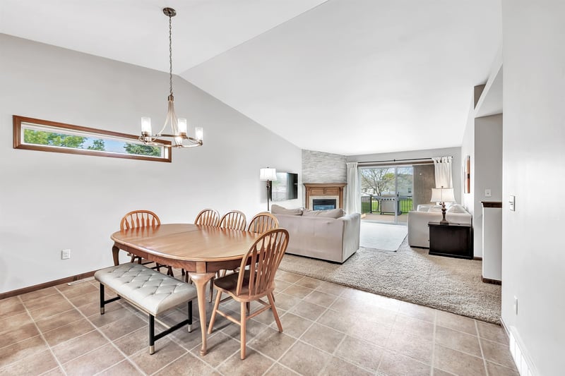 2924 Nandina Way, Green Bay, WI 54313