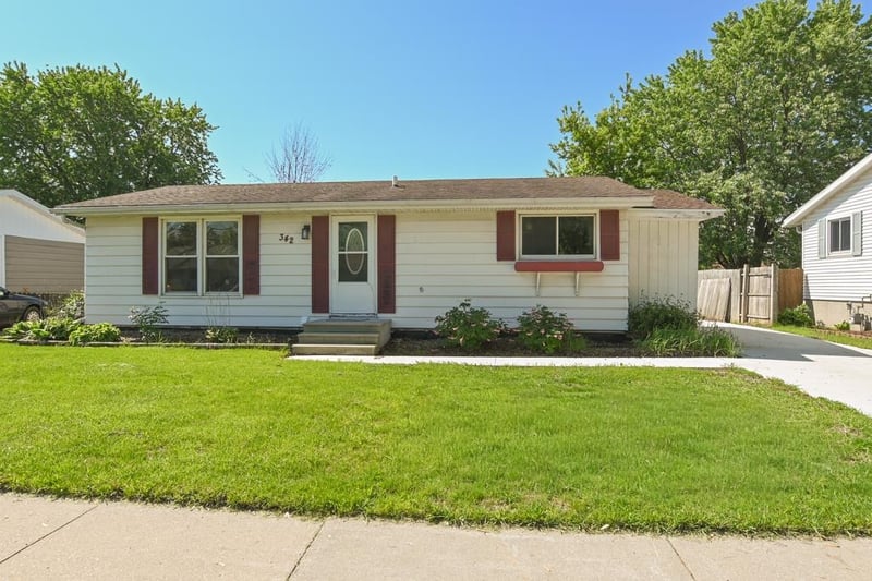 342 Bell St, Neenah, WI 54956