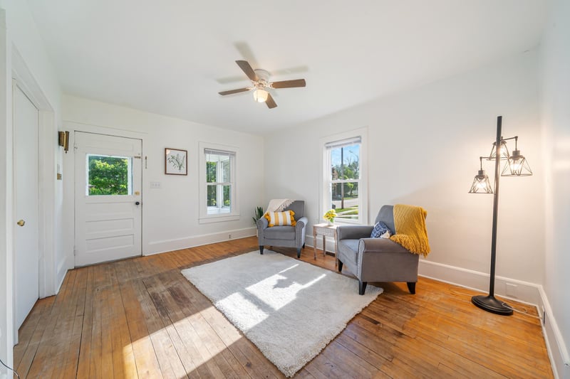 1319 Winnebago Ave, Oshkosh, WI 54901-5334