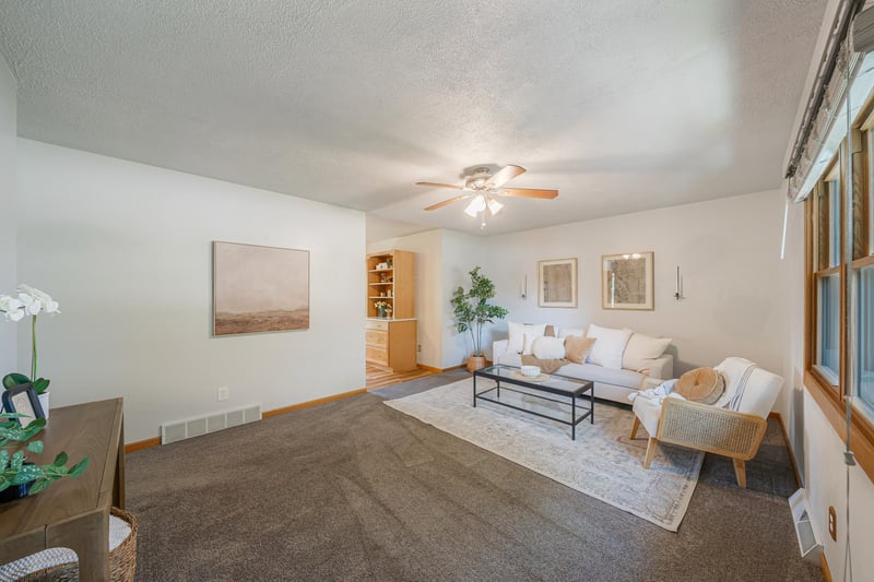 1230 County Rd Ii, Neenah, WI 54956