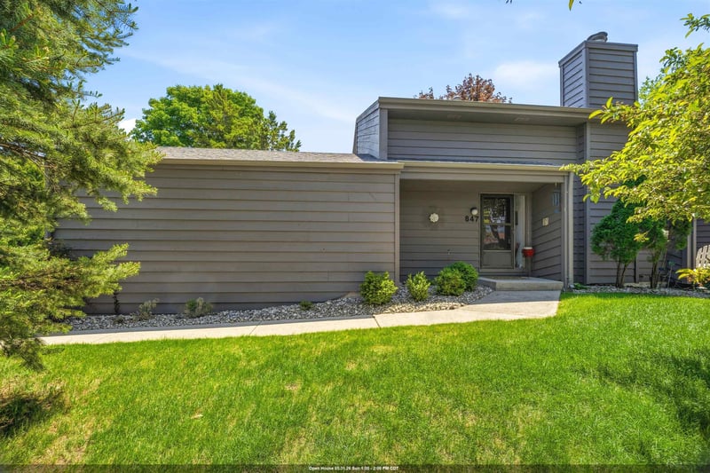 847 Windfield Pl, Appleton, WI 54911