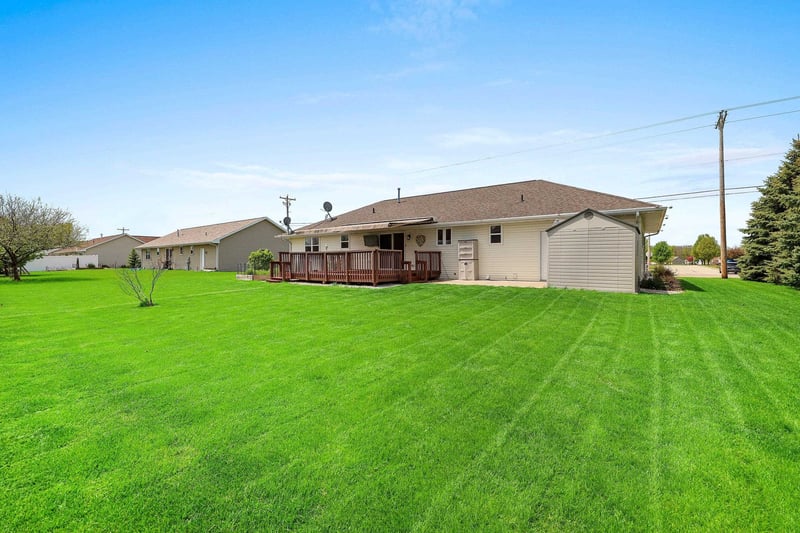 2311 Lawrence Dr, De Pere, WI 54115