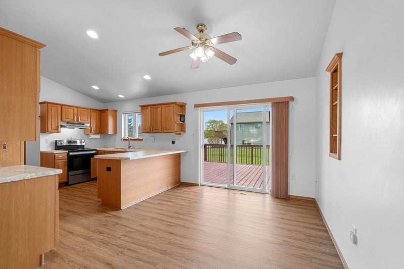 2311 Lawrence Dr, De Pere, WI 54115