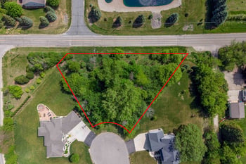 4366 Stonegate Ct #111, Oshkosh, WI 54904-7104