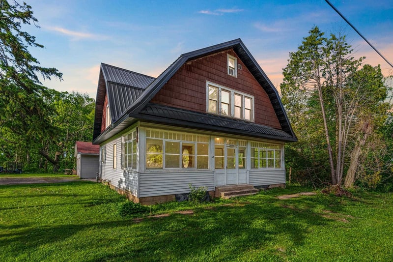 10462 Highway 22 , Gillett, WI 54124