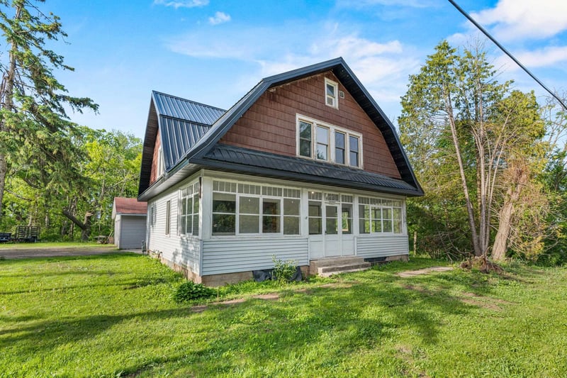 10462 Highway 22 , Gillett, WI 54124
