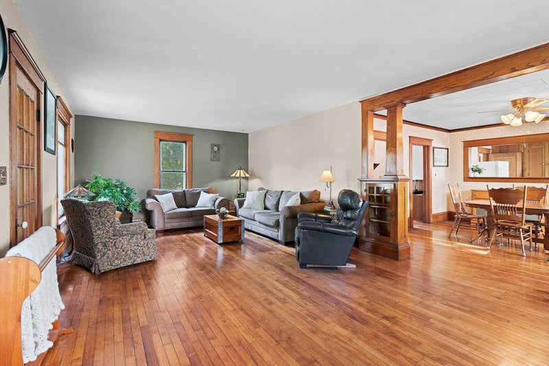 452 Nicolet Blvd, Menasha, WI 54952-3366