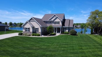 2949 Seafarer Way, Suamico, WI 54173-8195