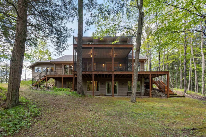 N4558 Glacier Trl, Marion, WI 54950