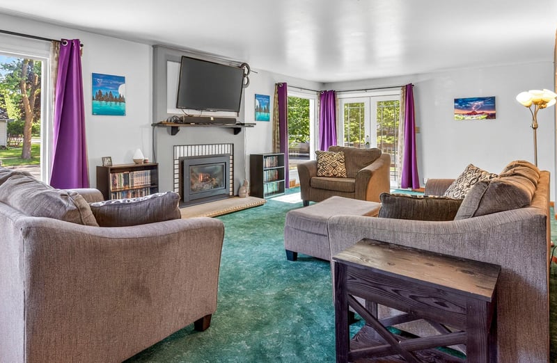 549 Linwood Ave, Appleton, WI 54914-3360