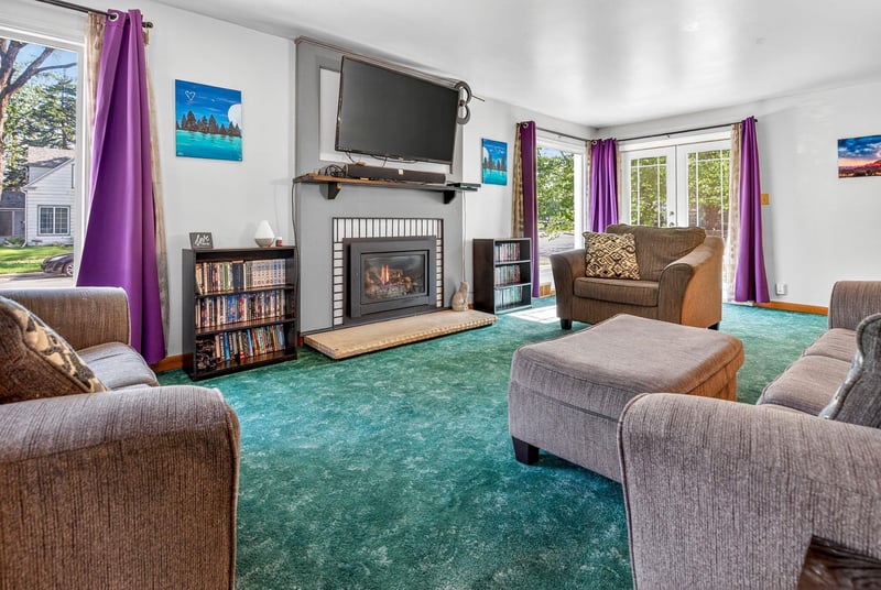 549 Linwood Ave, Appleton, WI 54914-3360
