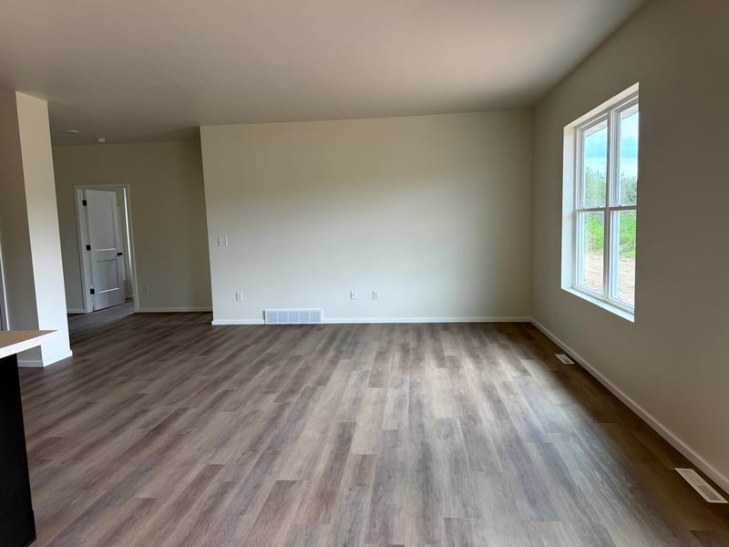 2111 Golden Gate Dr, Appleton, WI 54913
