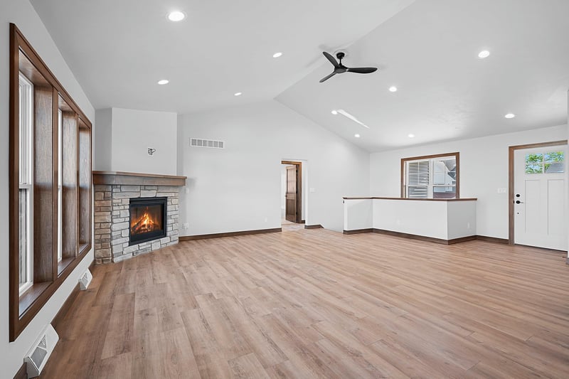 1441 Crossroads Dr, De Pere, WI 54115