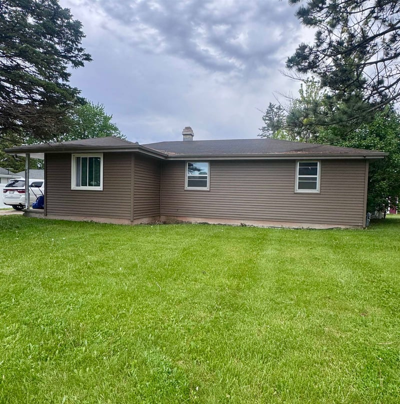 1105 Fay Ct, De Pere, WI 54115
