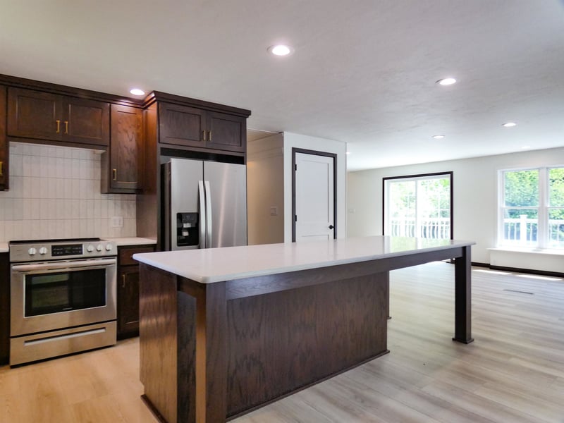 455 Bialozynski Rd, Pulaski, WI 54162