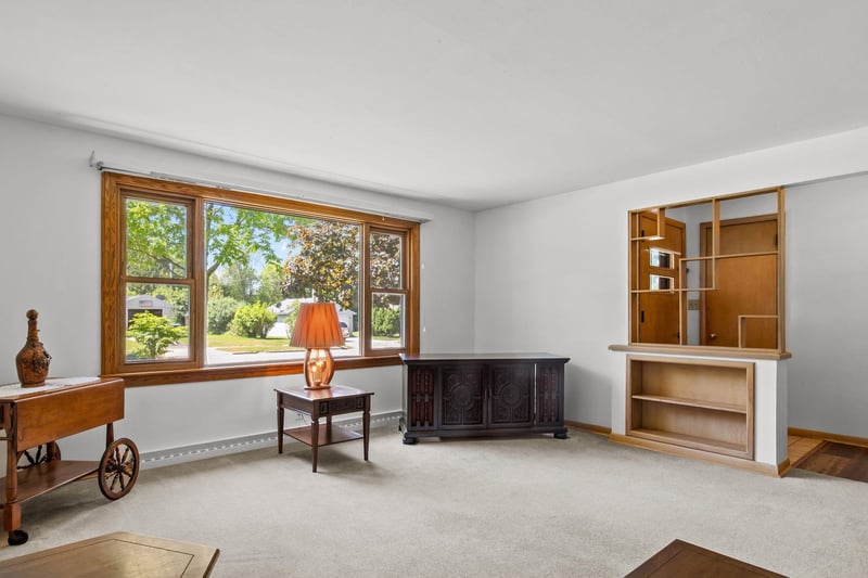 508 Winnebago Hts, Neenah, WI 54956