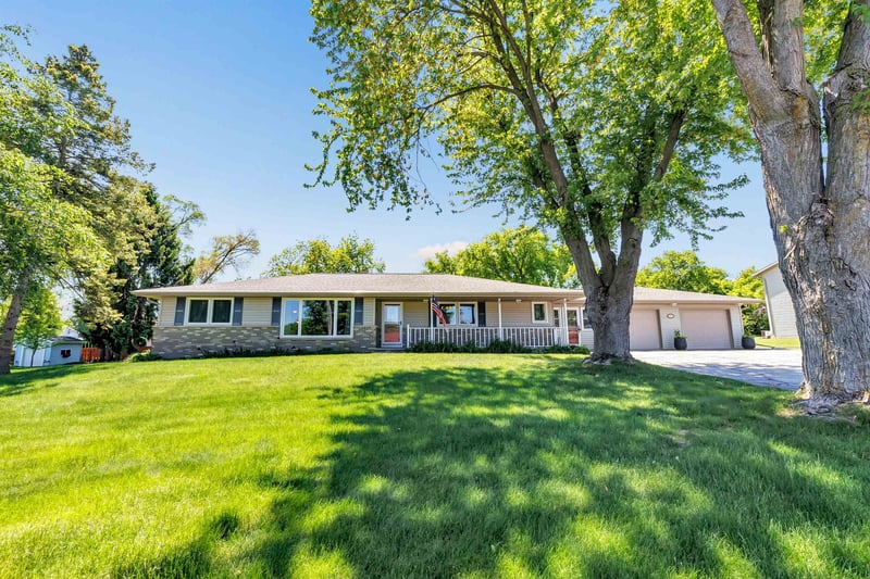 3093 Glendale Ave, Green Bay, WI 54313-6968