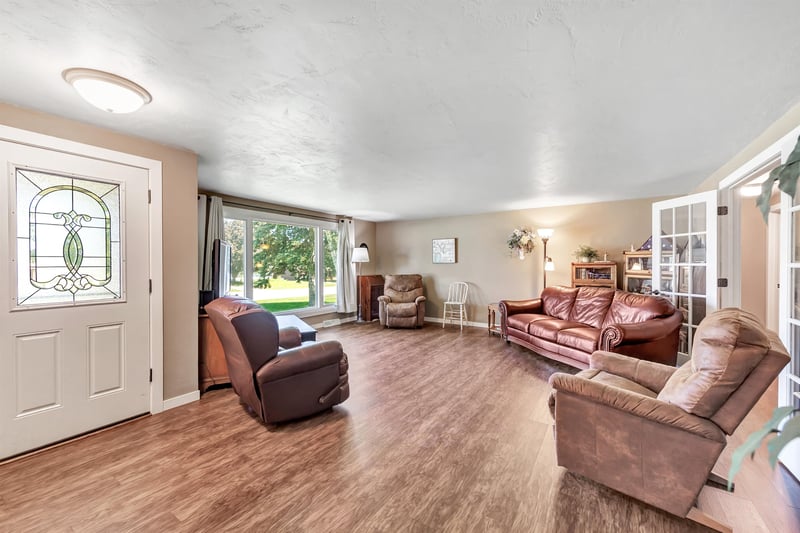 3093 Glendale Ave, Green Bay, WI 54313-6968