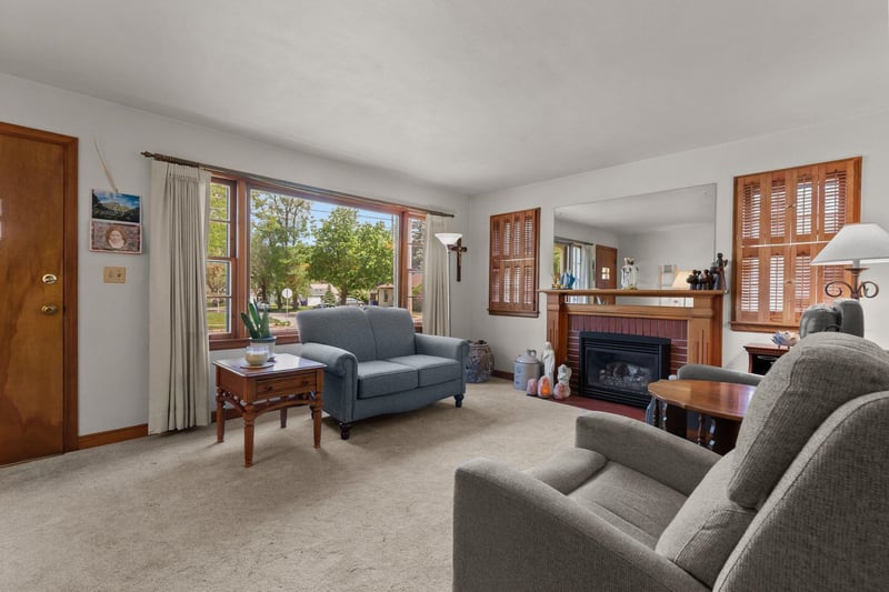 731 Fremont St, Appleton, WI 54915