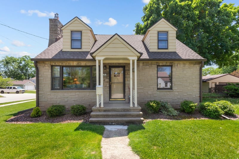 731 Fremont St, Appleton, WI 54915