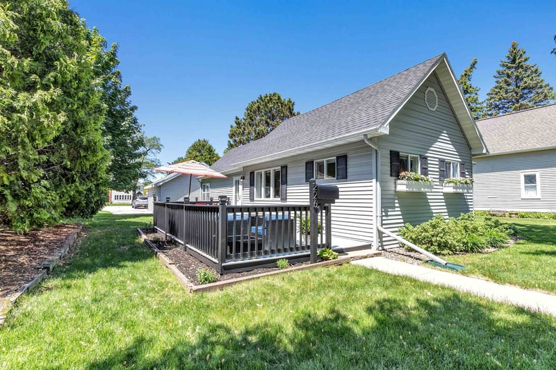 226 Ontario St, De Pere, WI 54115-2931