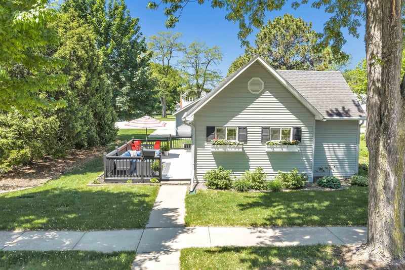 226 Ontario St, De Pere, WI 54115-2931