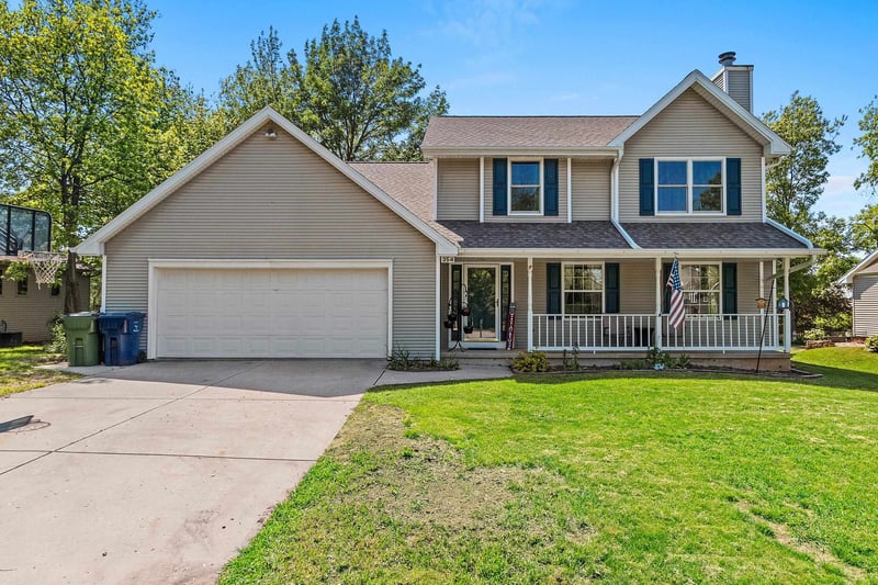 354 Longwood Ln, Wrightstown, WI 54180-1216