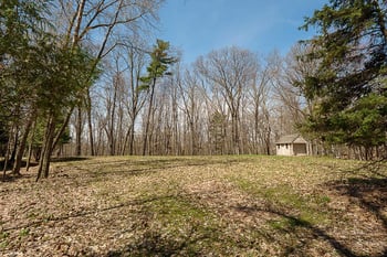 438 Edgewood Dr, Green Bay, WI 54302-4873