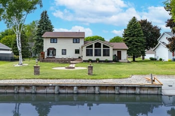 5170 Killdeer Ln, Oshkosh, WI 54901-1373