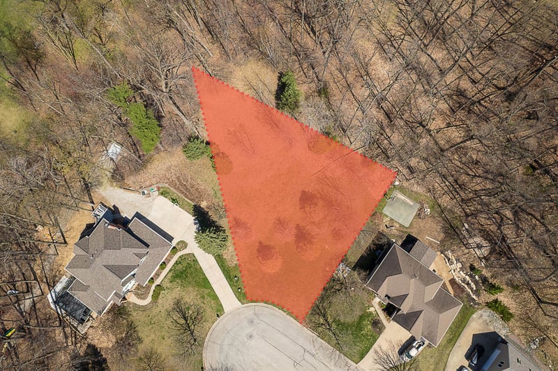 Wood Oaks Cir, Green Bay, WI 54302