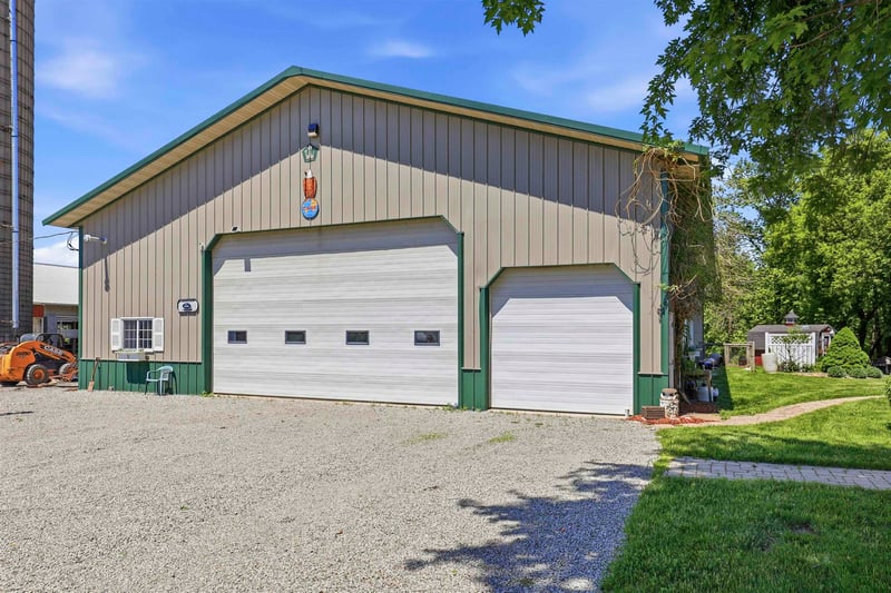 W134 County Road Uu, Kaukauna, WI 54130-7834