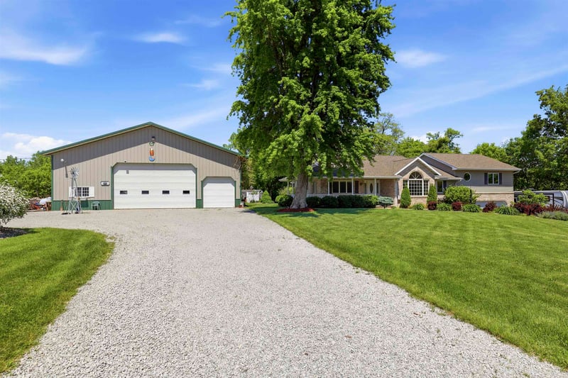 W134 County Road Uu, Kaukauna, WI 54130-7834